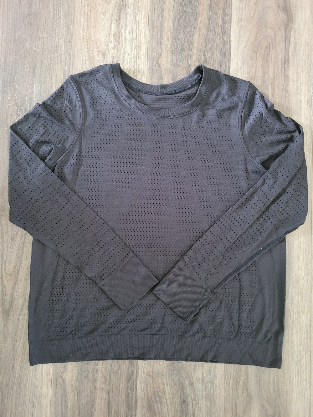 Lululemon Women 10-12 Breeze By Long Sleeve Top
